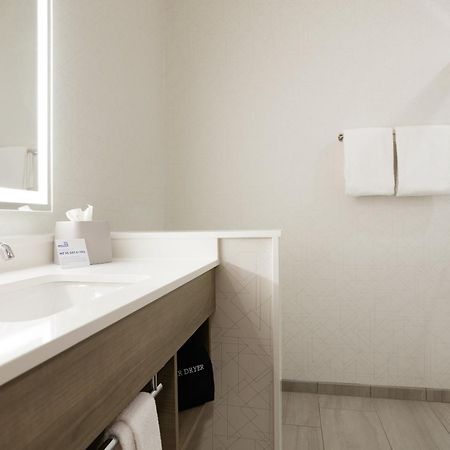 Holiday Inn Express & Suites Memphis East By Ihg ภายนอก รูปภาพ