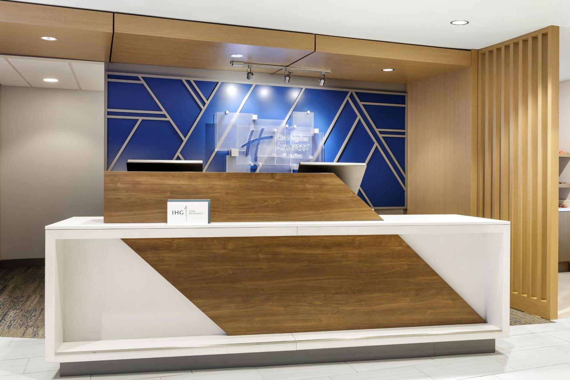 Holiday Inn Express & Suites Memphis East By Ihg ภายนอก รูปภาพ